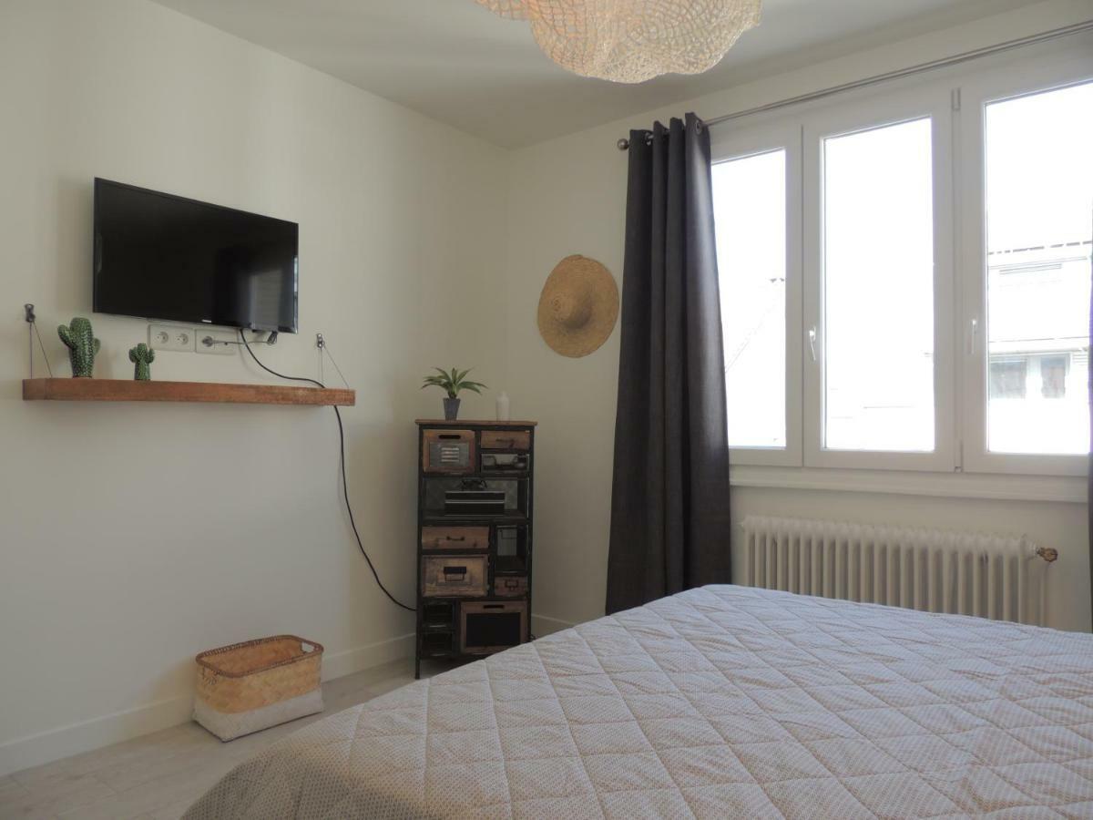 Le "Wood" Apartment Annecy Bagian luar foto